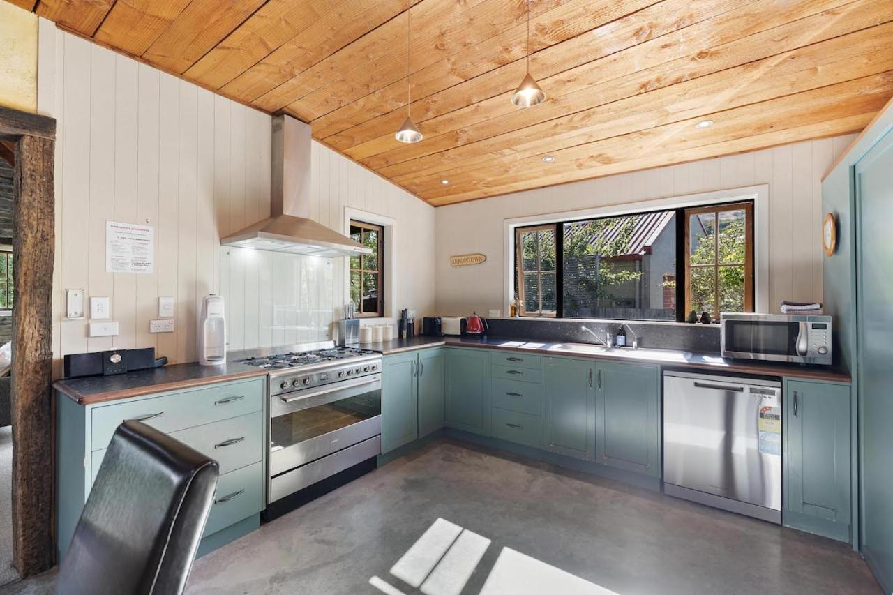 Maytime Cottage - Arrowtown Holiday Home ภายนอก รูปภาพ